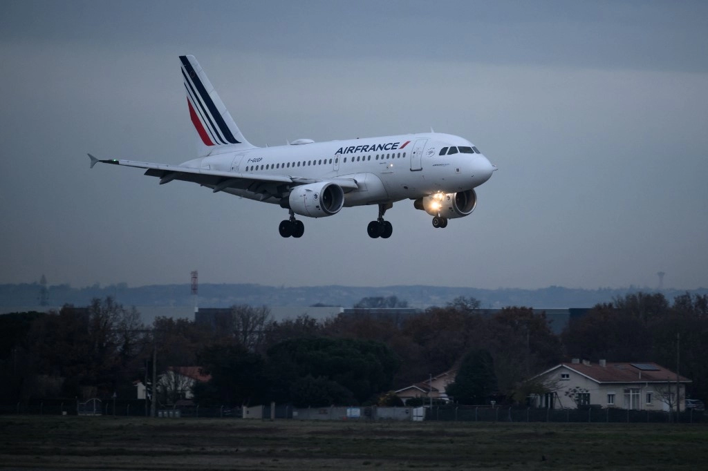 Norveški sud presudio: Air France ima diskriminatornu politiku prema muškarcima